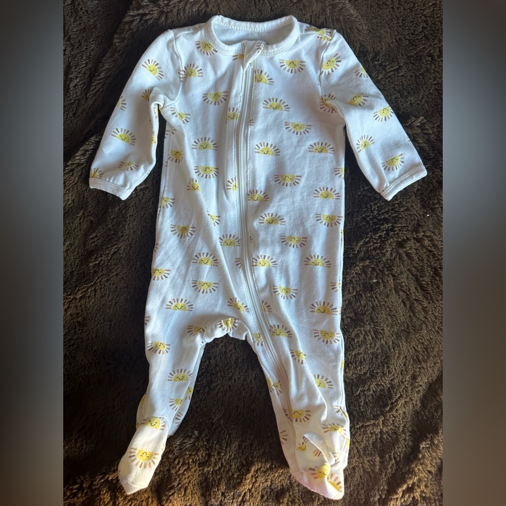 Baby girl clothes bundle🎀